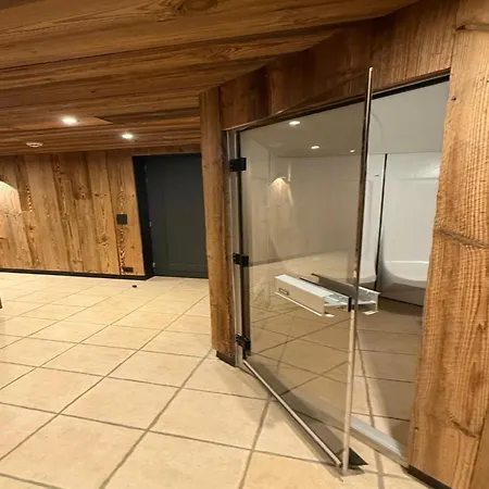 Retreat With Sauna Chalet Robertville